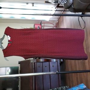 DR Collection Red & Black Textured Sheath Sleeveless Dress Size 16